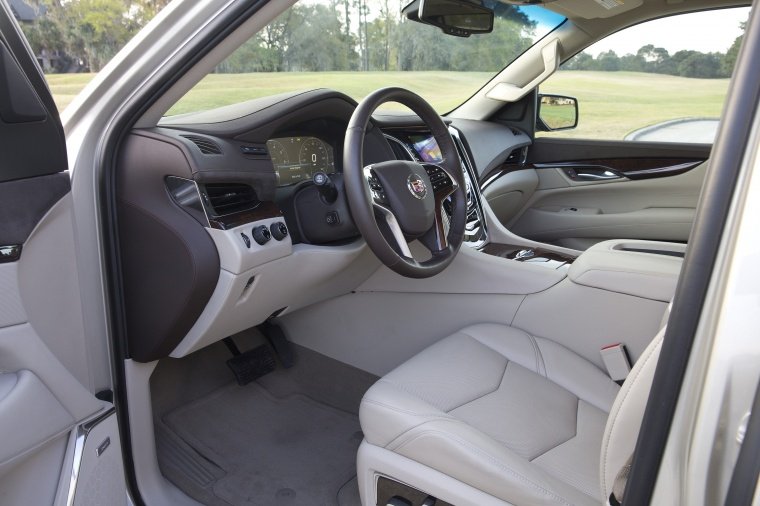 2015 Cadillac Escalade Front Seats Picture