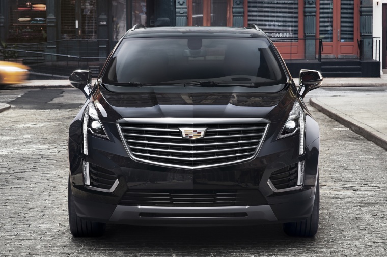 2018 Cadillac XT5 AWD Picture