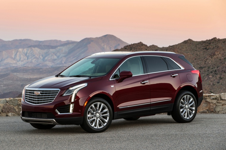 2019 Cadillac XT5 AWD Picture