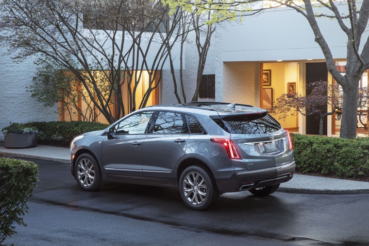 2020 Cadillac XT5 Sport AWD Picture