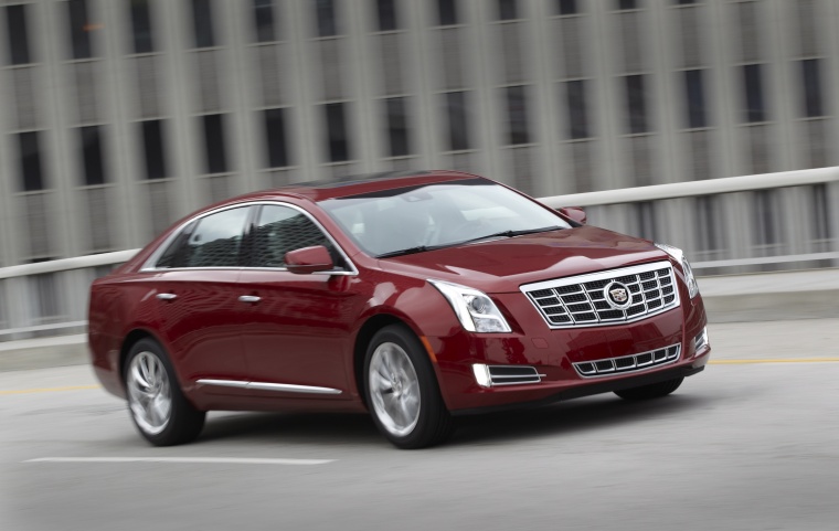 2013 Cadillac XTS AWD Picture