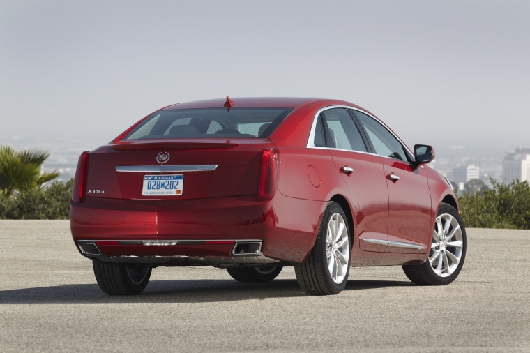 2015 Cadillac XTS AWD Picture