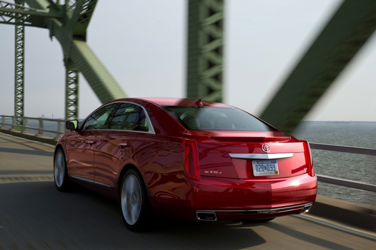 2015 Cadillac XTS Vsport AWD Picture