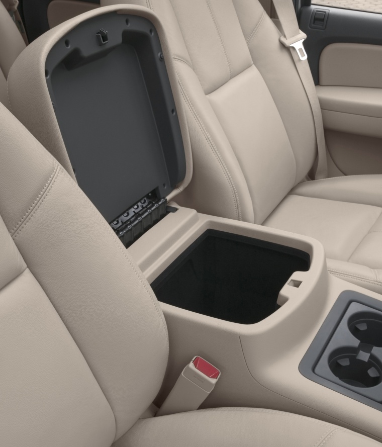 2012 Chevrolet Avalanche Center Console Storage Picture