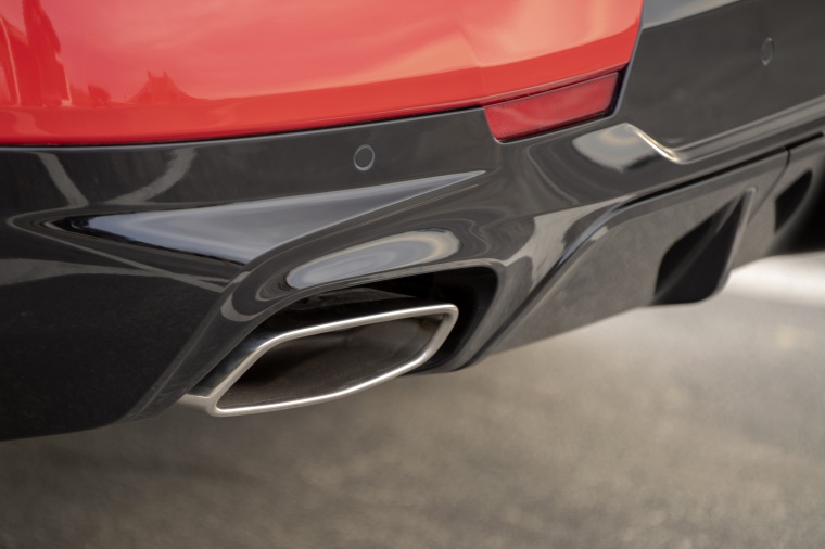 2019 Chevrolet Blazer RS AWD Exhaust Tip Picture