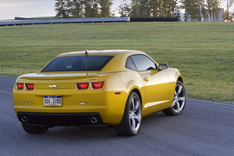 2010 Chevrolet Camaro RS Coupe Picture