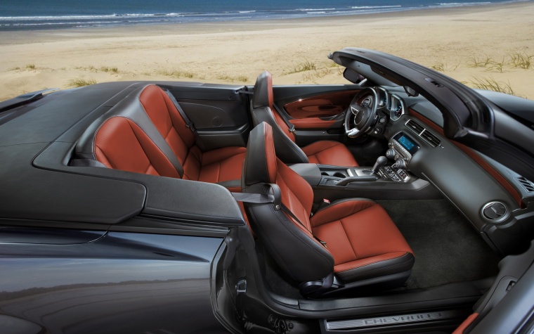 2011 Chevrolet Camaro RS Convertible Interior Picture