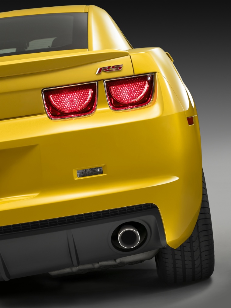 2012 Chevrolet Camaro RS Coupe Tail Light Picture