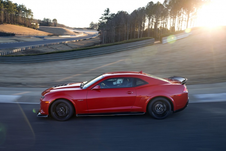 2014 Chevrolet Camaro Z/28 Coupe Picture