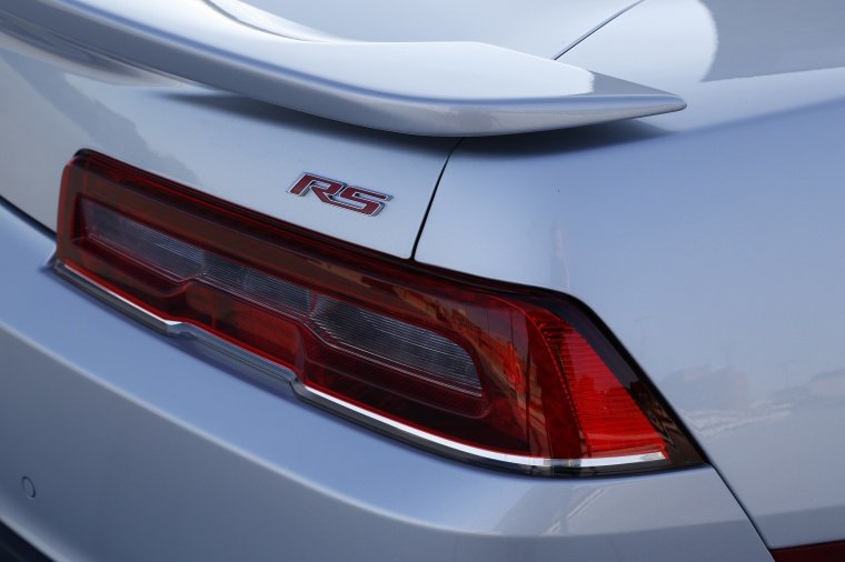 2014 Chevrolet Camaro LT RS Coupe Tail Light Picture