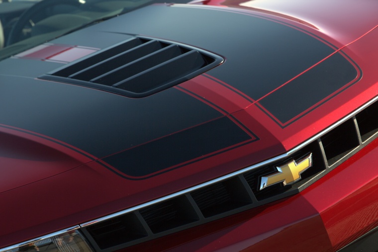 2014 Chevrolet Camaro SS Convertible Hood Picture