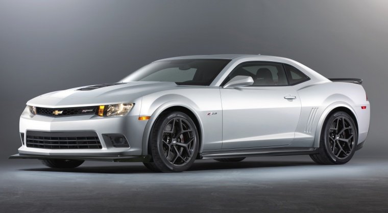 2015 Chevrolet Camaro Z/28 Coupe Picture