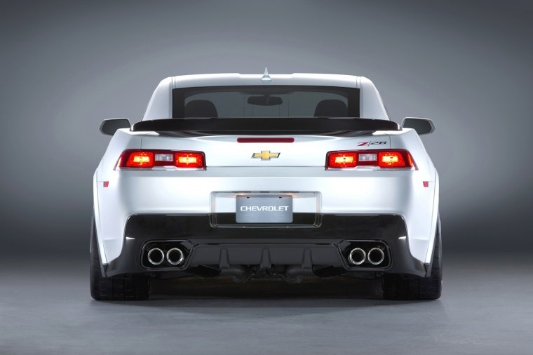 2015 Chevrolet Camaro Z/28 Coupe Picture