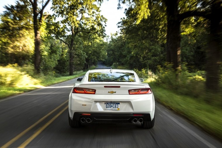 2016 Chevrolet Camaro RS Coupe Picture