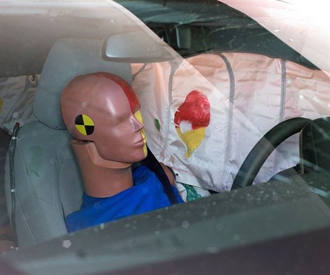 2017 Chevrolet Camaro Coupe IIHS Side Impact Crash Test Picture