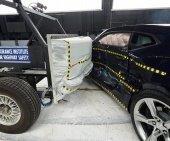 2017 Chevrolet Camaro Coupe IIHS Side Impact Crash Test Picture