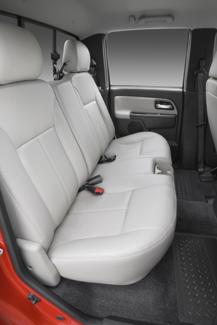 2012 Chevrolet Colorado Crew Cab Rear Seats Picture