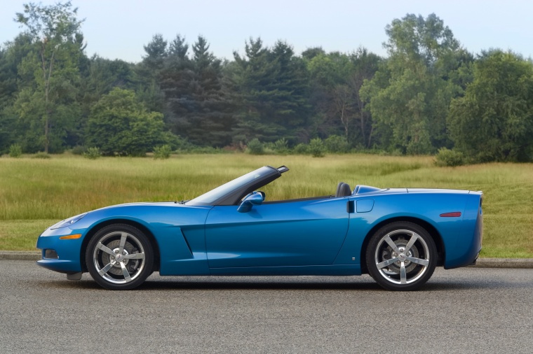 2010 Chevrolet Corvette Convertible Picture