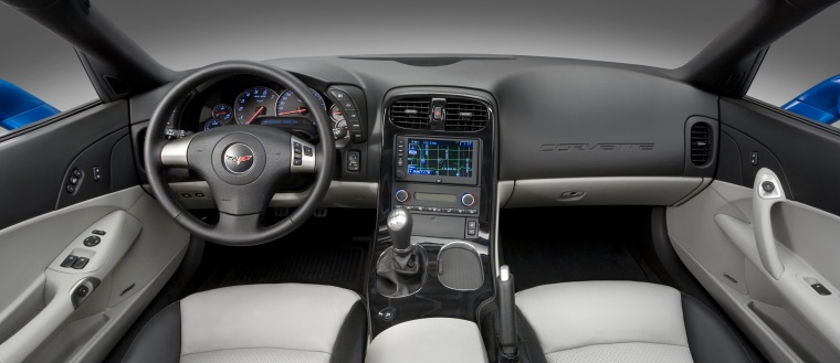 2010 Chevrolet Corvette Convertible Cockpit Picture