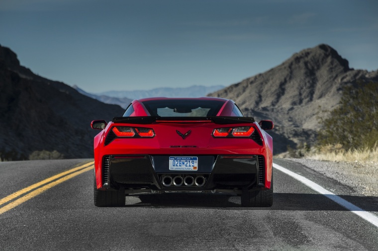 2015 Chevrolet Corvette Z06 Coupe Picture