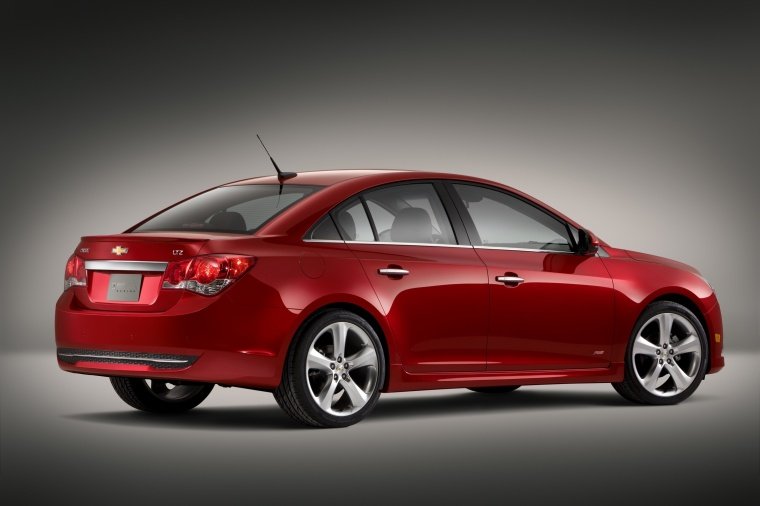 2013 Chevrolet Cruze RS Picture