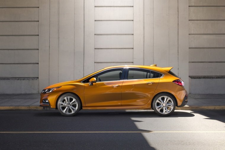 2018 Chevrolet Cruze Premier RS Hatchback - Picture / Pic / Image