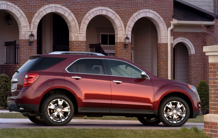 2010 Chevrolet Equinox LTZ Picture