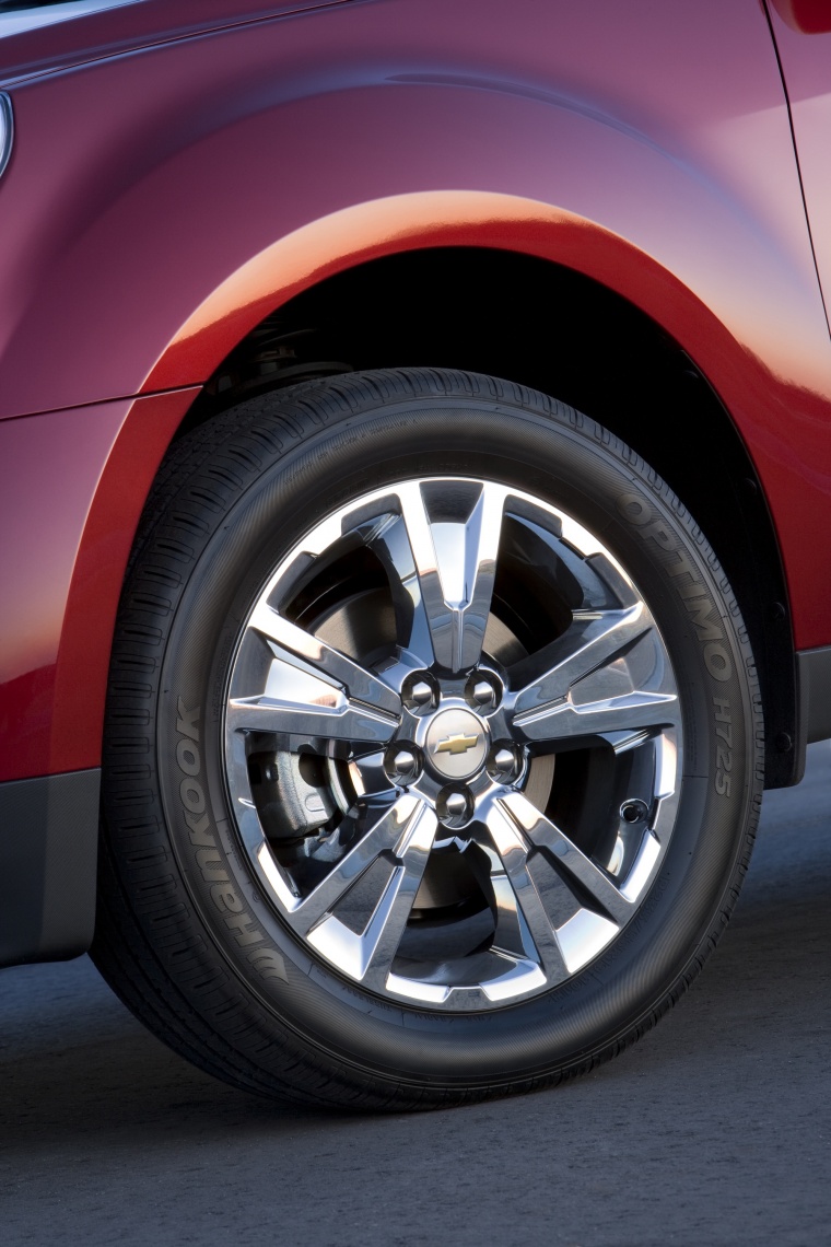 2010 Chevrolet Equinox LTZ Rim Picture