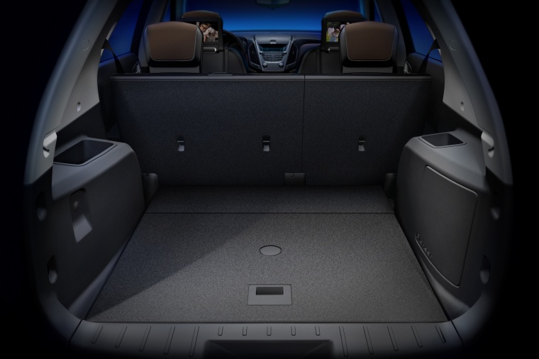 2012 Chevrolet Equinox Trunk Picture