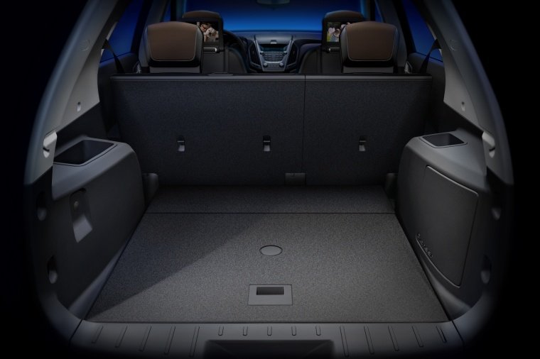2014 Chevrolet Equinox Trunk Picture