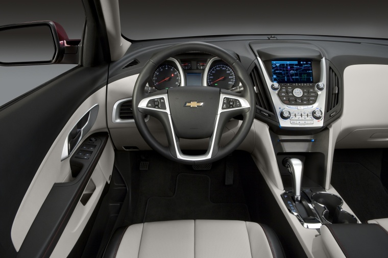 2014 Chevrolet Equinox LTZ Cockpit Picture