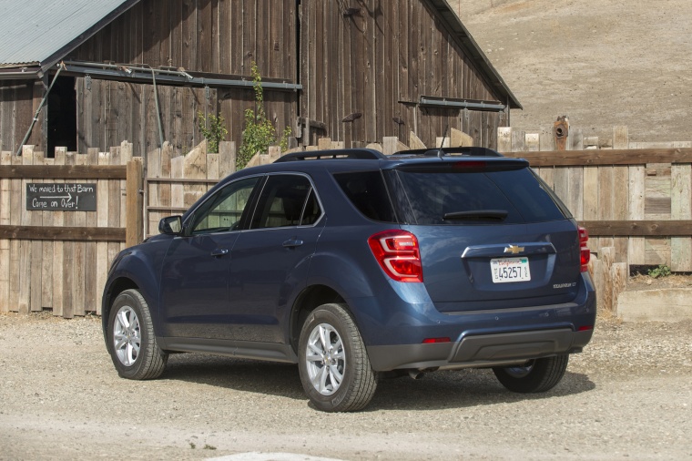 2016 Chevrolet Equinox LT Picture