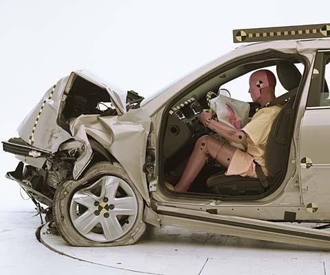 2011 Chevrolet Impala IIHS Frontal Impact Crash Test Picture