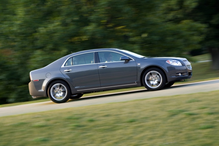 2011 Chevrolet Malibu LTZ Picture