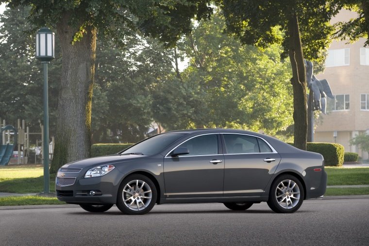 2012 Chevrolet Malibu LTZ Picture