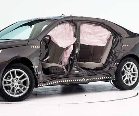 2013 Chevrolet Malibu Sedan IIHS Side Impact Crash Test Picture