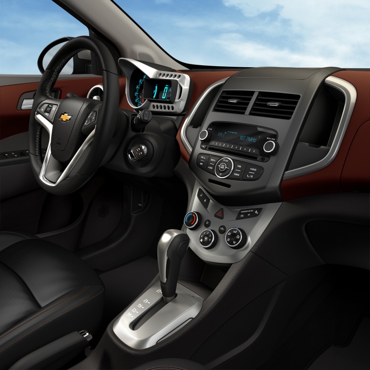 2014 Chevrolet Sonic Hatchback Center Stack Picture