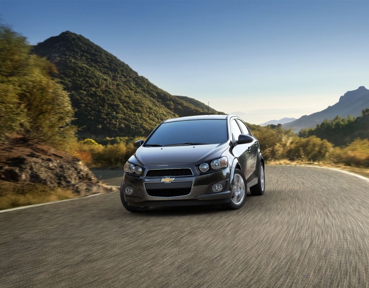 2014 Chevrolet Sonic Sedan Picture