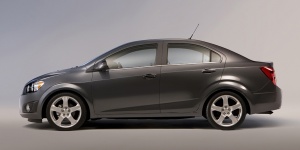 Chevrolet Sonic Reviews / Specs / Pictures / Prices
