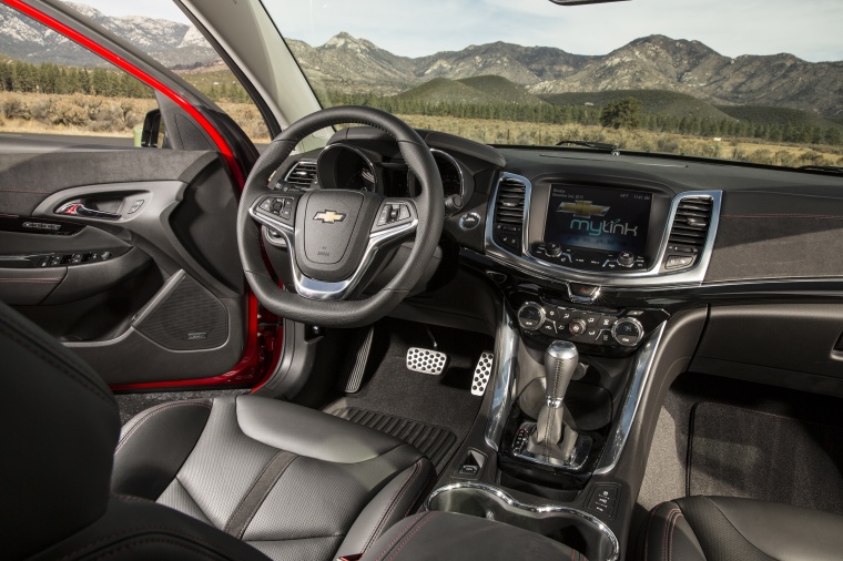 2015 Chevrolet SS Cockpit Picture