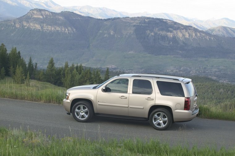 2013 Chevrolet Tahoe LTZ Picture