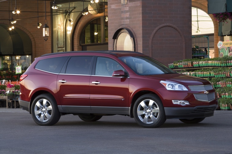 2010 Chevrolet Traverse LTZ Picture