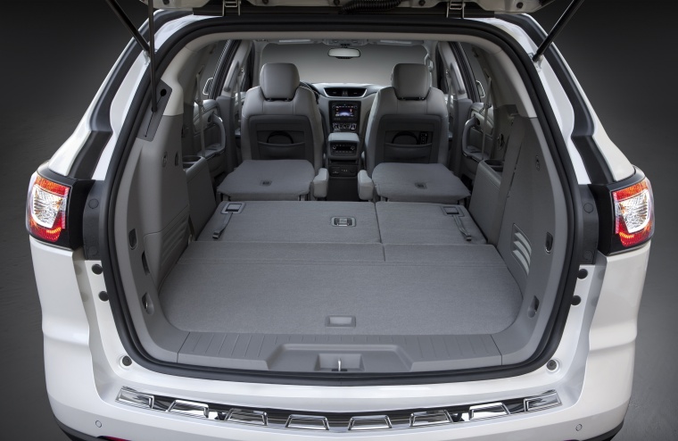 2014 Chevrolet Traverse Trunk Picture