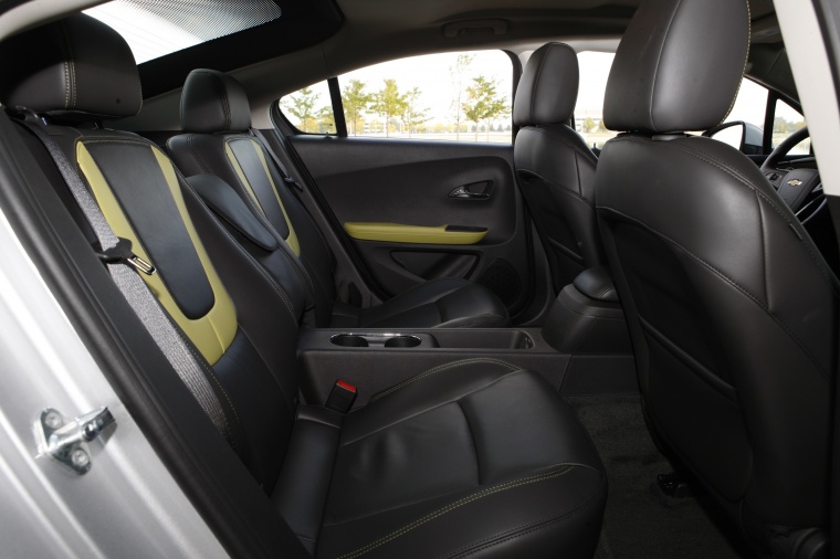 2014 Chevrolet Volt Rear Seats Picture
