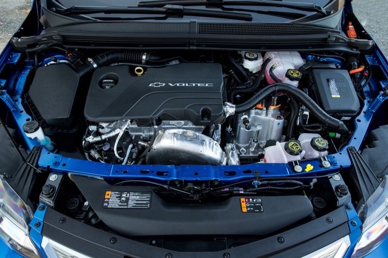 2016 Chevrolet Volt 1.5-liter 4-cylinder Hybrid Engine Picture