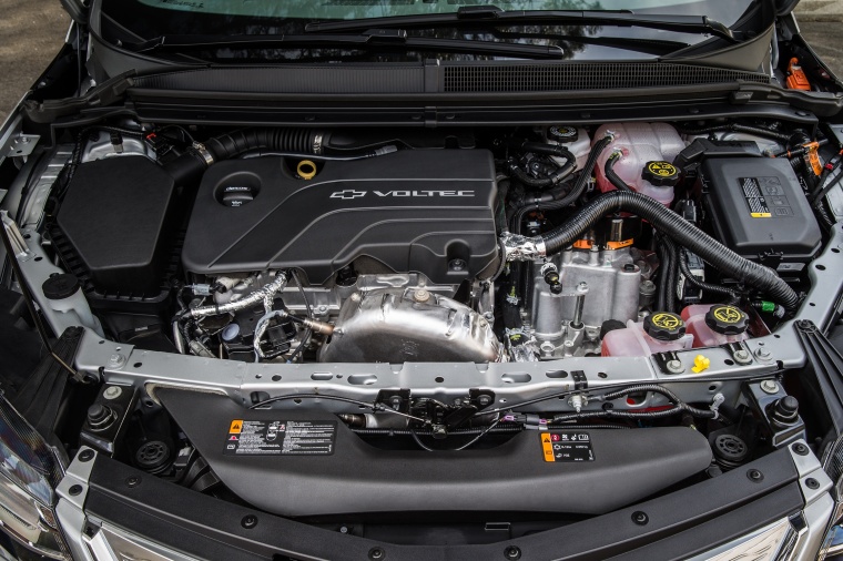 2017 Chevrolet Volt 1.5L Inline-4 Hybrid Engine Picture