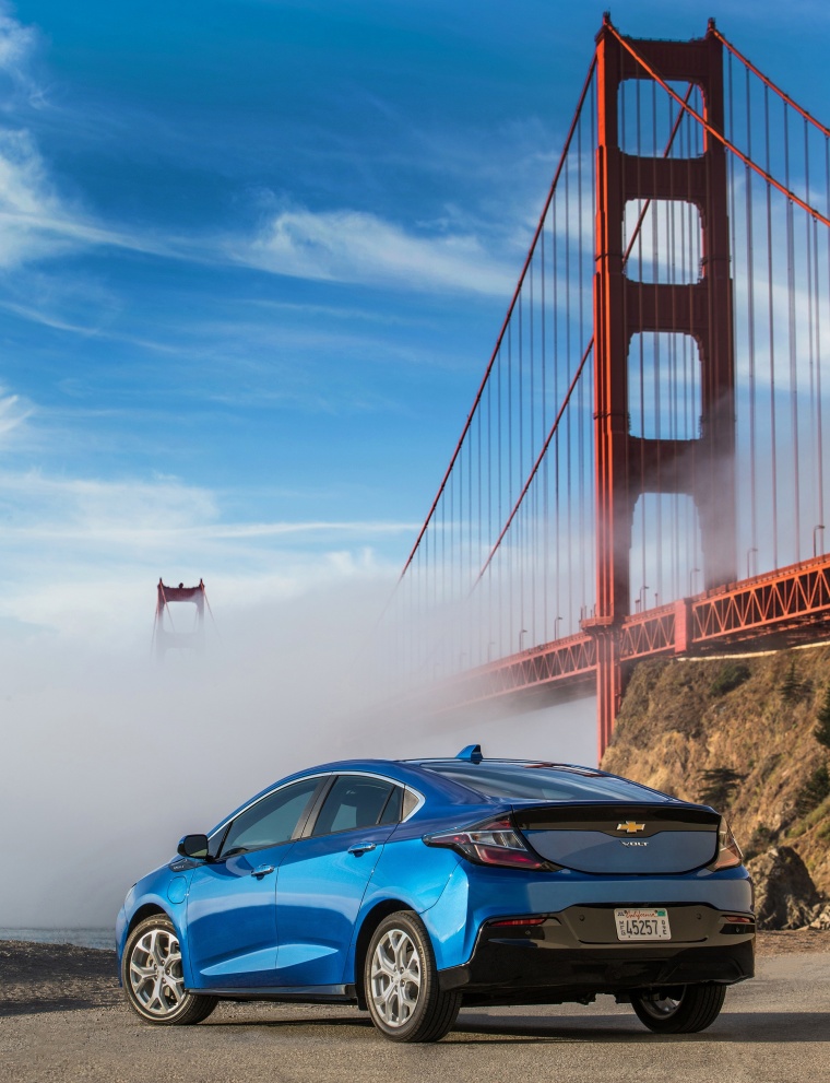 2017 Chevrolet Volt Picture