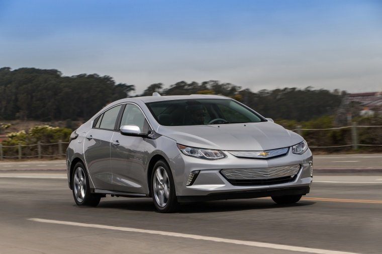 2018 Chevrolet Volt Picture