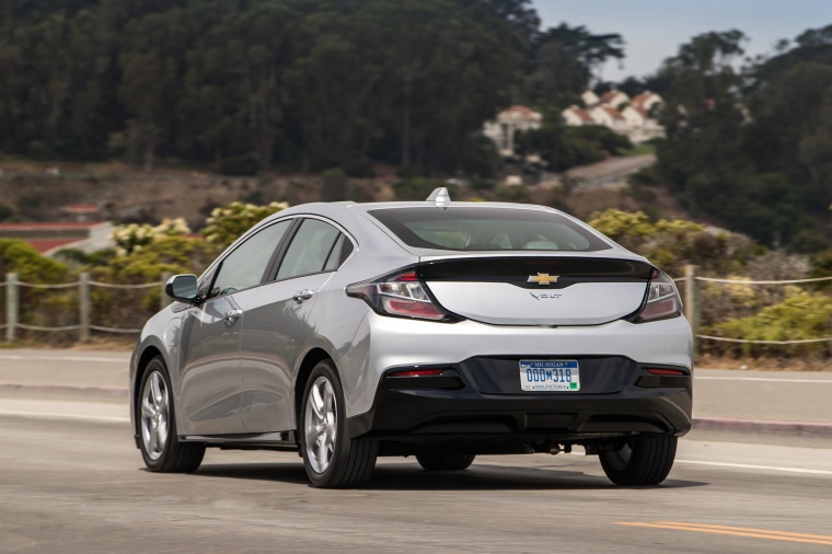 2018 Chevrolet Volt Picture