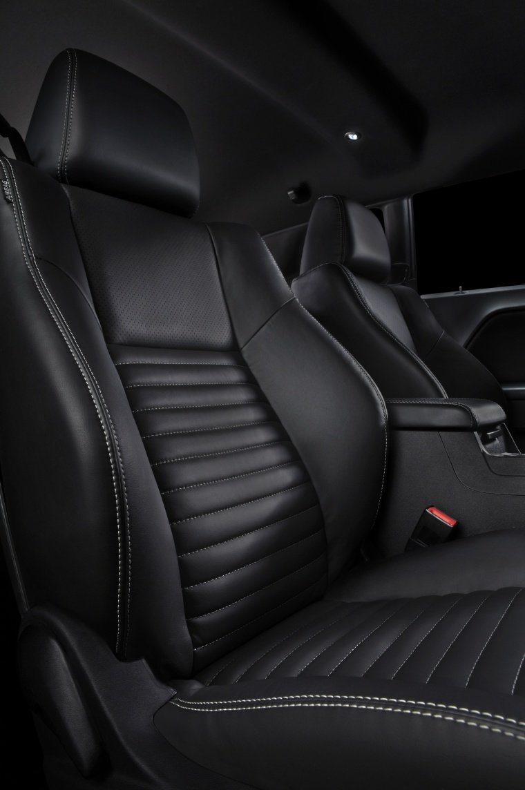 2011 Dodge Challenger SE Front Seats Picture